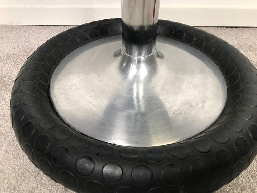 Topstar Sitzsystem Walser Ergonomic Adjustable Stool With Inflatable Tire Base [Photo 4]