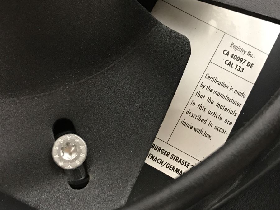 Topstar Sitzsystem Walser Ergonomic Adjustable Stool With Inflatable Tire Base [Photo 13]