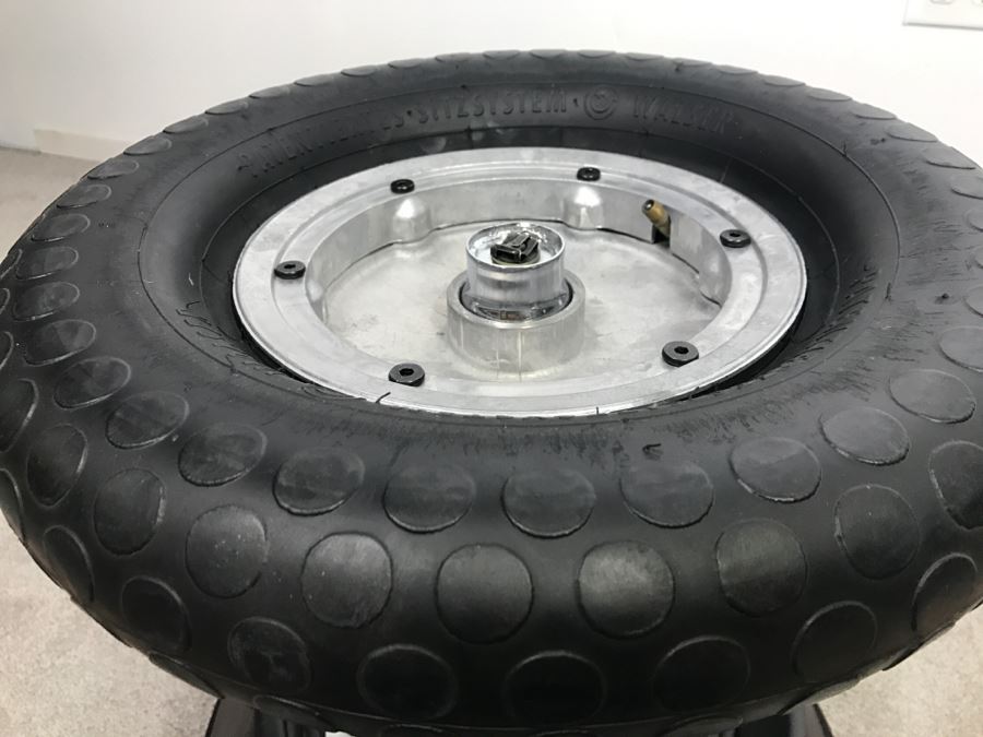 Topstar Sitzsystem Walser Ergonomic Adjustable Stool With Inflatable Tire Base [Photo 12]