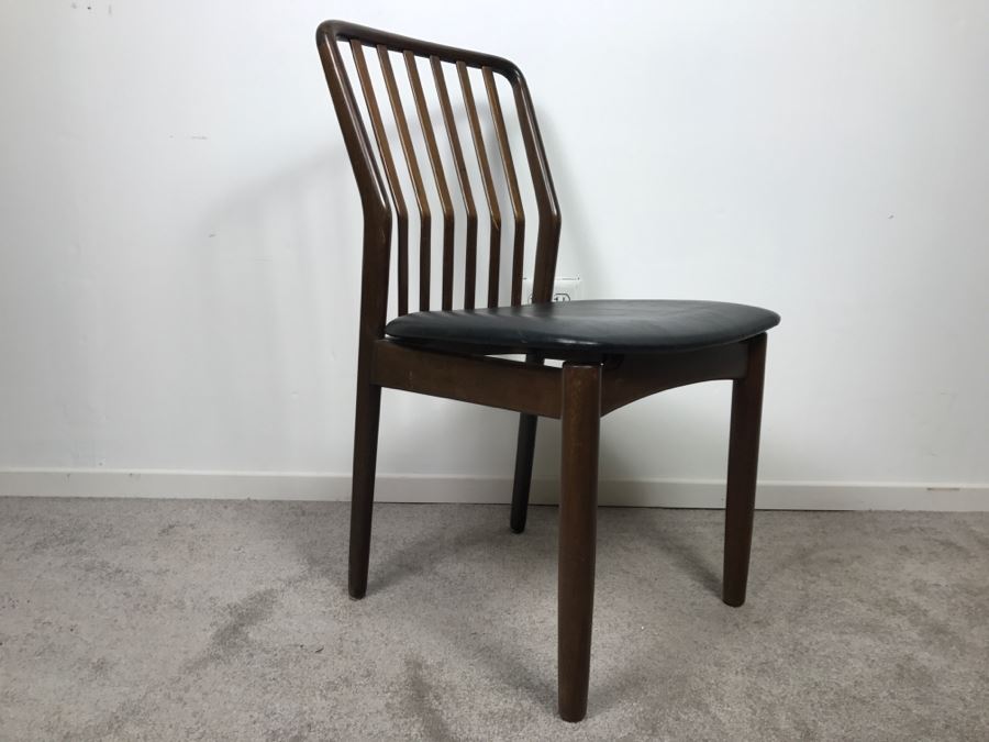 Mid-Century Modern Danish Floating Desk Chair [Photo 6]