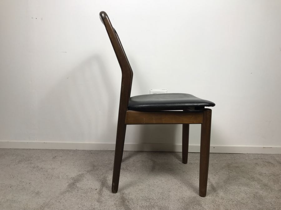 Mid-Century Modern Danish Floating Desk Chair [Photo 8]