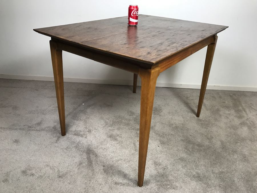 Modern Square Dining Table [Photo 6]