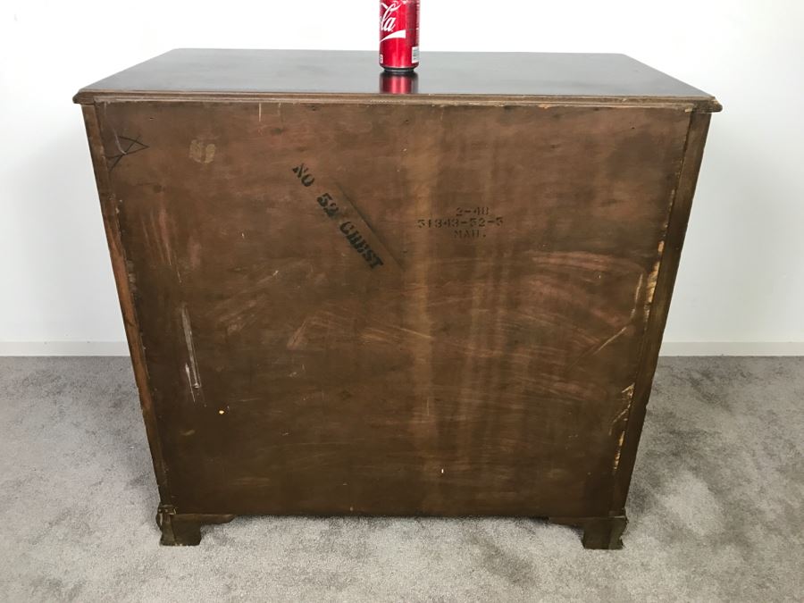 Vintage Mahogany Chest Of Drawers 4-Drawer Dresser - Note That One Leg Needs Repair [Photo 11]