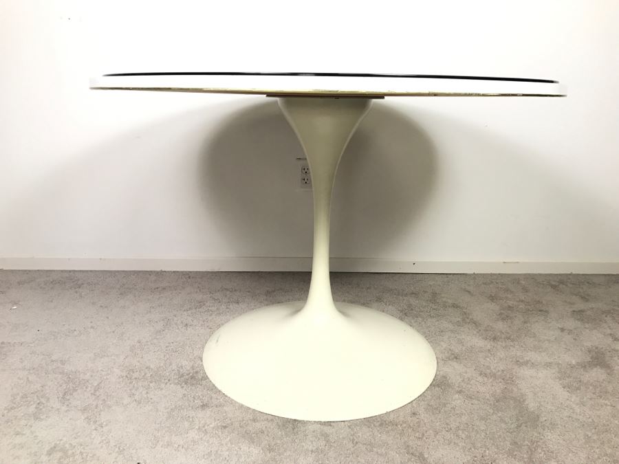 Unmarked Metal Tulip Base Round Table In Manner Of Eero Saarinen Knoll Tulip Table - Dimensions Coming - Client Was Interior Designer And Worked For Baker Furniture [Photo 4]