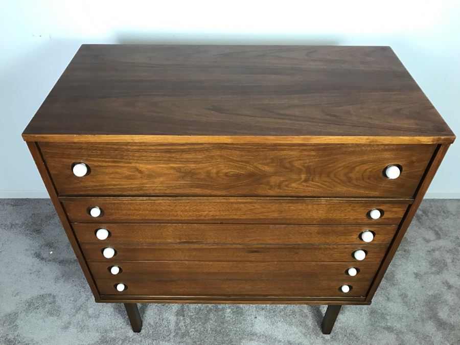 Mid-Century Modern Chest Of Drawers 4-Drawer Dresser [Photo 4]