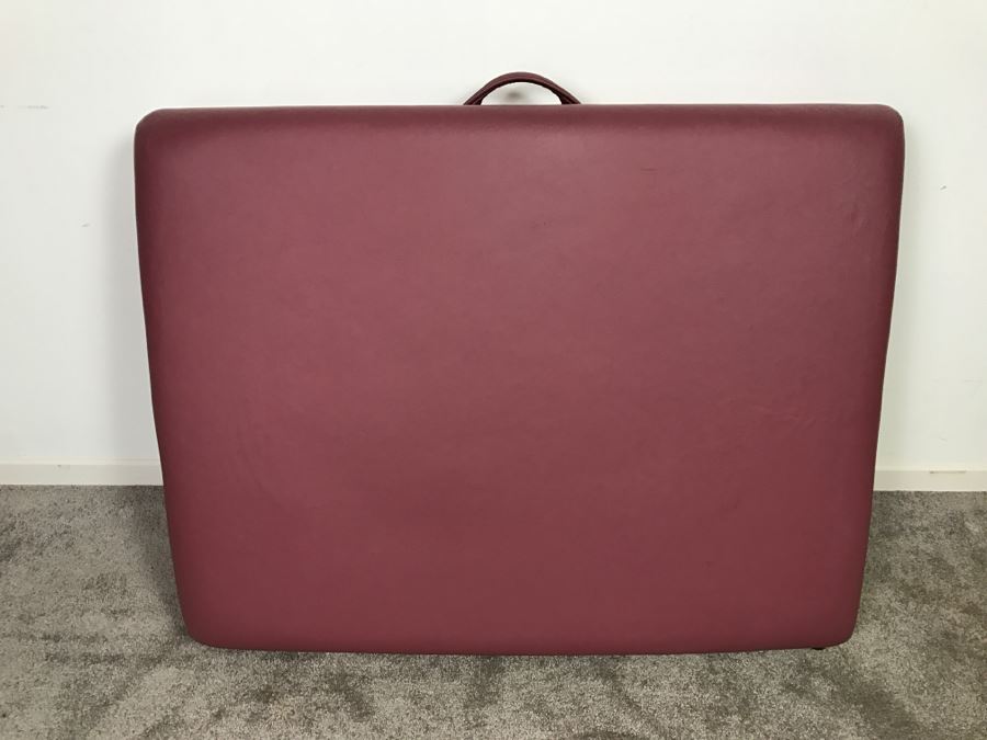 Portable Blue Ridge Massage Table [Photo 4]