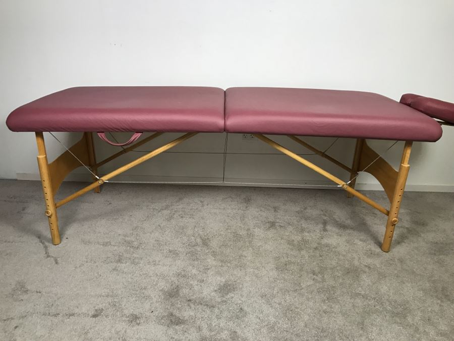 Portable Blue Ridge Massage Table [Photo 8]