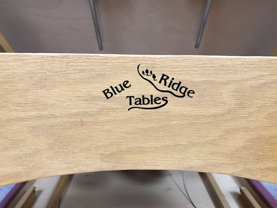 Portable Blue Ridge Massage Table [Photo 6]