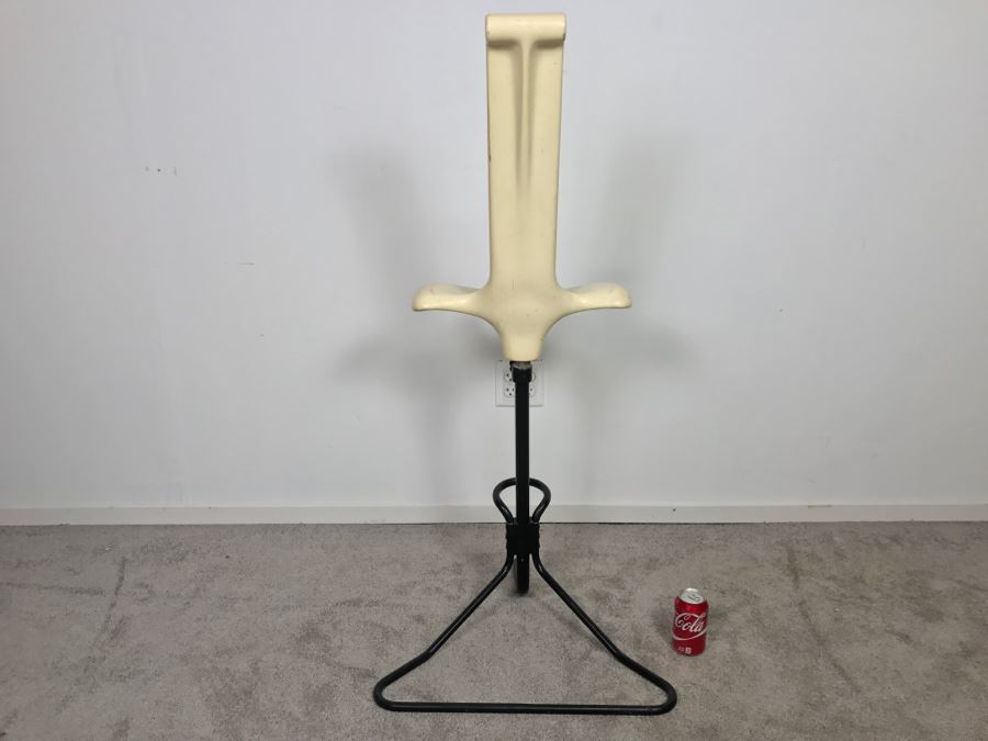 Mid-Century Modern Saddle High Back Fiberglass Chair Possibly Used As Chair For Posing Model [Photo 11]