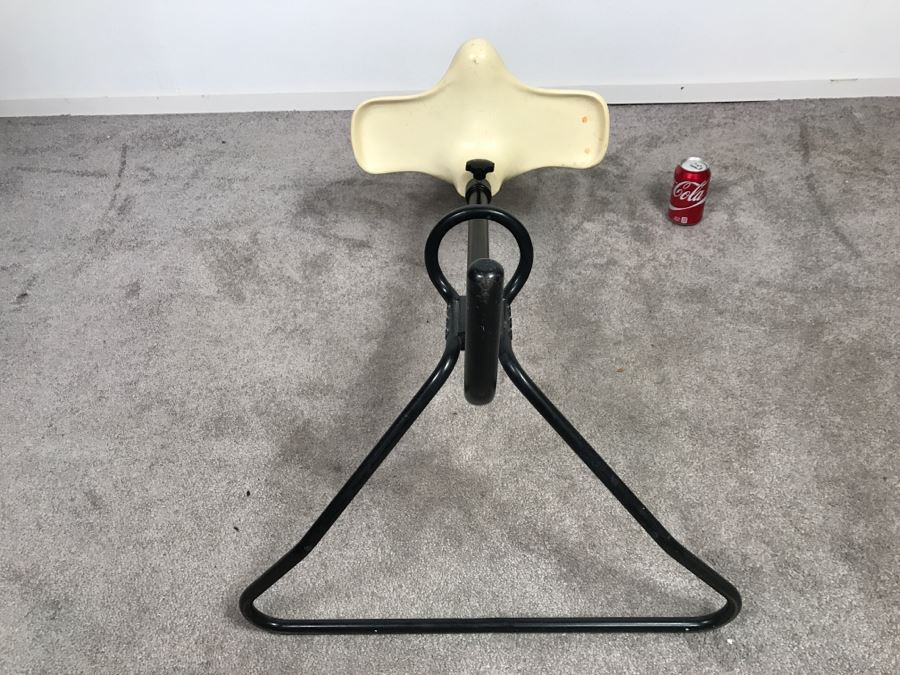 Mid-Century Modern Saddle High Back Fiberglass Chair Possibly Used As Chair For Posing Model [Photo 13]