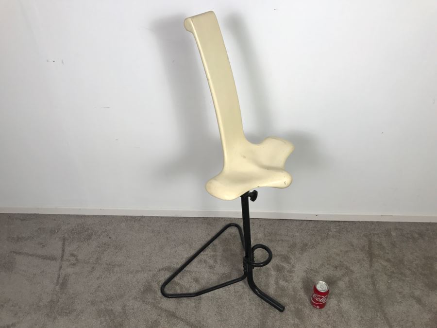 Mid-Century Modern Saddle High Back Fiberglass Chair Possibly Used As Chair For Posing Model [Photo 3]