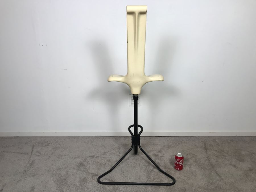 Mid-Century Modern Saddle High Back Fiberglass Chair Possibly Used As Chair For Posing Model [Photo 10]