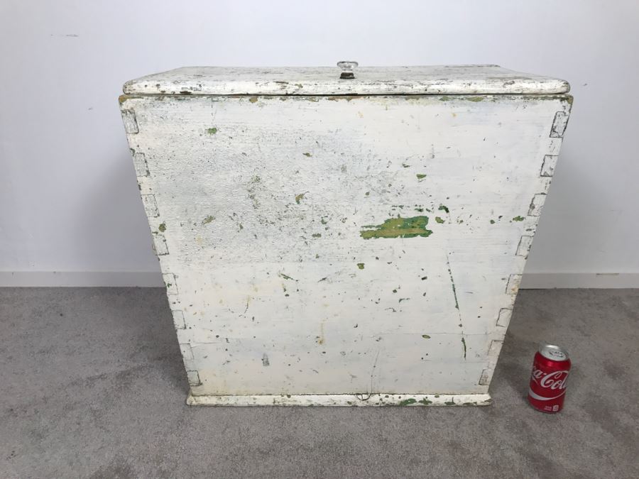 Shabby Chic Primitive Grain Potato Storage Box Tongue And Groove Construction Converted Into Clothes Hamper [Photo 3]