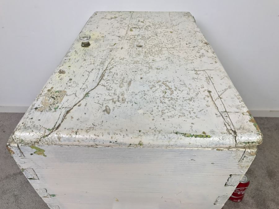 Shabby Chic Primitive Grain Potato Storage Box Tongue And Groove Construction Converted Into Clothes Hamper [Photo 7]