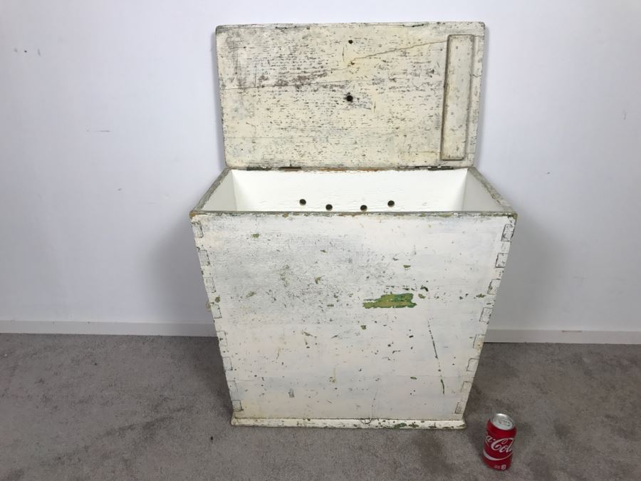 Shabby Chic Primitive Grain Potato Storage Box Tongue And Groove Construction Converted Into Clothes Hamper [Photo 16]