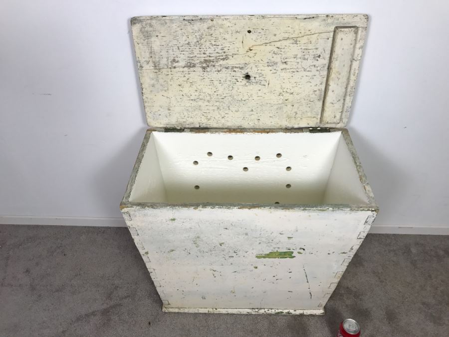 Shabby Chic Primitive Grain Potato Storage Box Tongue And Groove Construction Converted Into Clothes Hamper [Photo 17]
