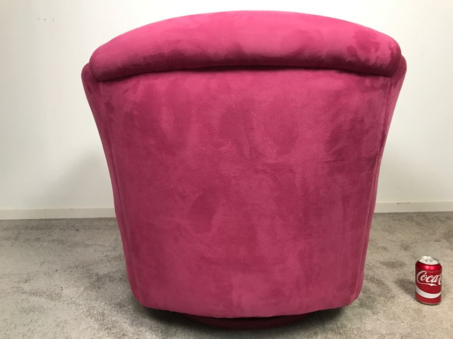 Swivel Rocker Chair By Lazar Industries [Photo 5]