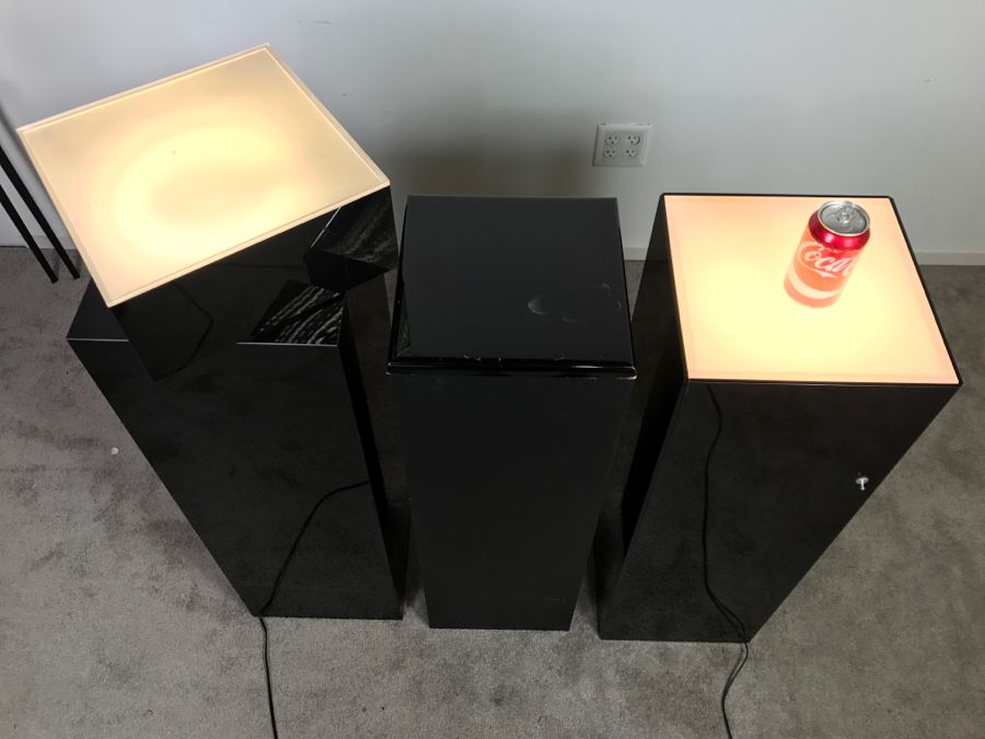 Set Of (3) Black Sculpture Pedestals - Two Light Up - One Swivels (Swiveling Pedestal Has Crack In Side Of Top) [Photo 6]