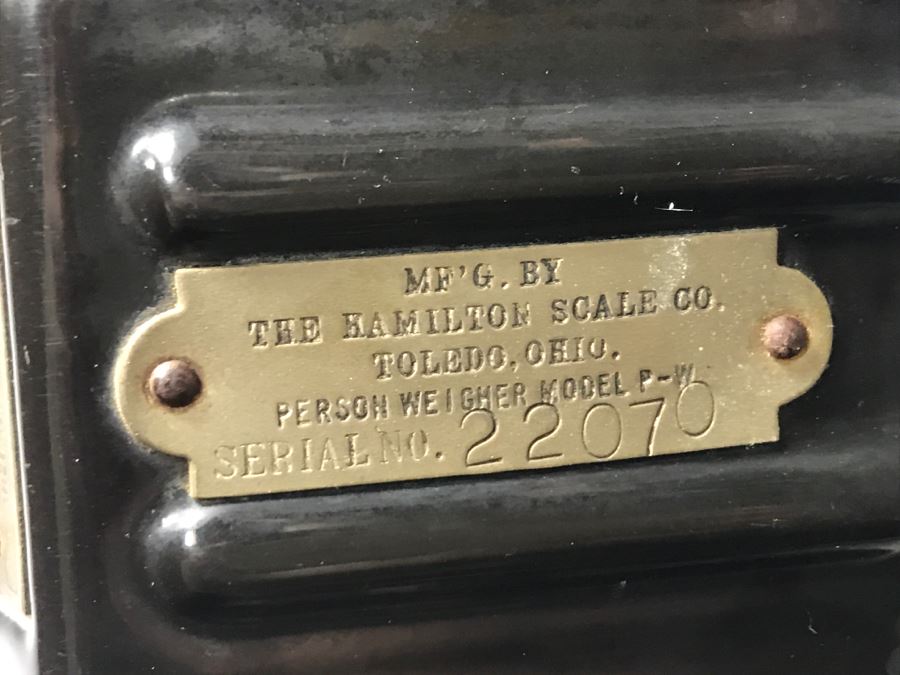 Art Deco Coin-Op Mechanical Scale By The Hamilton Scale Co Person Weigher Model P-W 41'H [Photo 18]