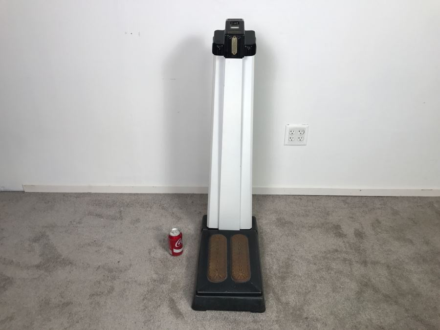 Art Deco Coin-Op Mechanical Scale By The Hamilton Scale Co Person Weigher Model P-W 41'H [Photo 3]