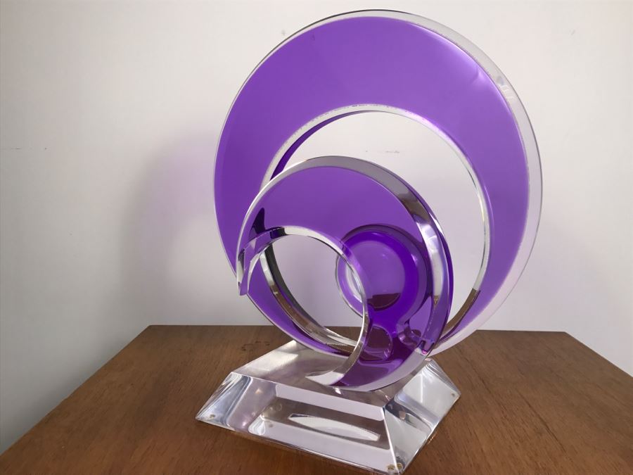 Signed Acrylic Sculpture By Israeli Artist Shlomi Haziza Estimate $900 18'H [Photo 13]