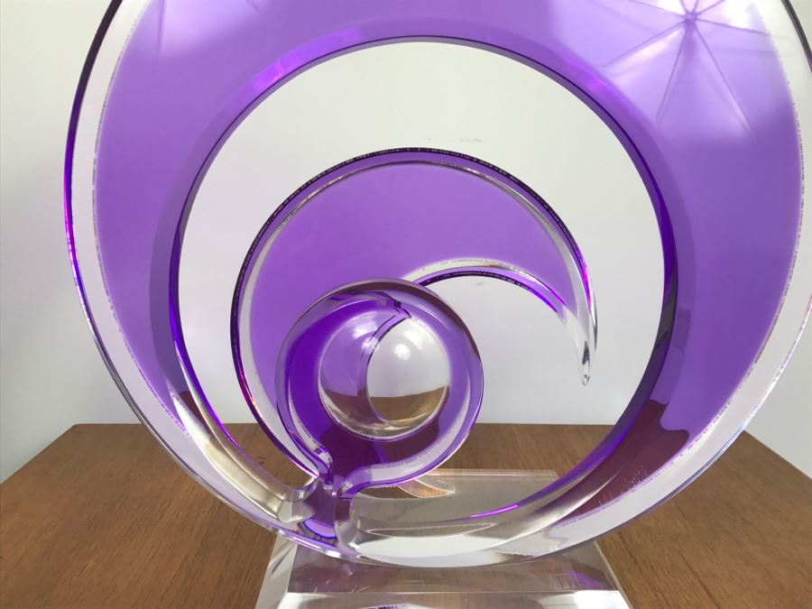 Signed Acrylic Sculpture By Israeli Artist Shlomi Haziza Estimate $900 18'H [Photo 9]