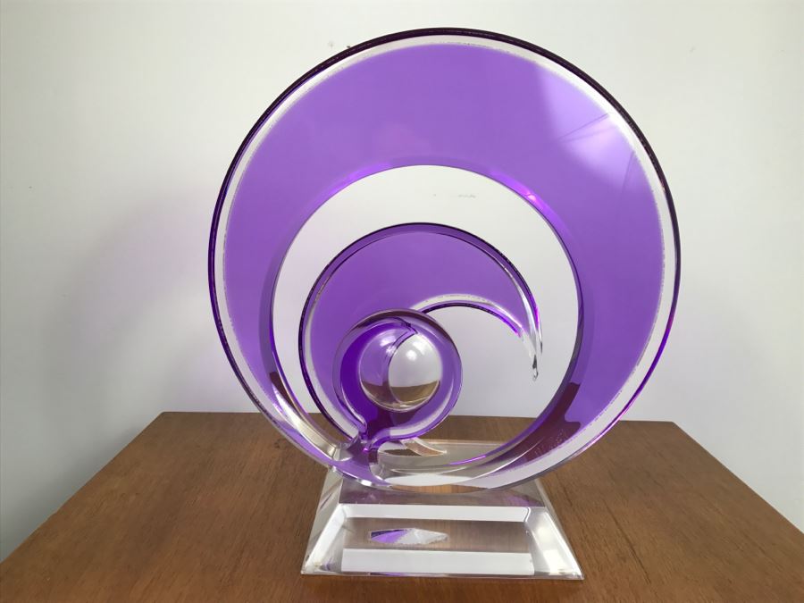 Signed Acrylic Sculpture By Israeli Artist Shlomi Haziza Estimate $900 18'H [Photo 10]