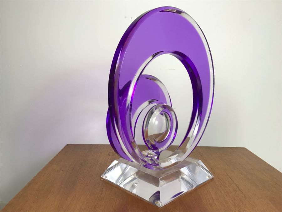 Signed Acrylic Sculpture By Israeli Artist Shlomi Haziza Estimate $900 18'H [Photo 11]