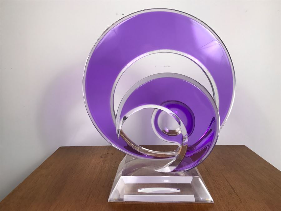 Signed Acrylic Sculpture By Israeli Artist Shlomi Haziza Estimate $900 18'H [Photo 14]