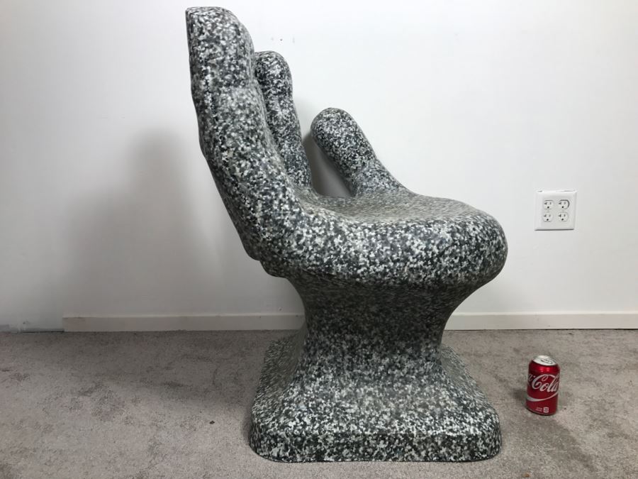 Mid-Century Modern Hand Chair [Photo 10]