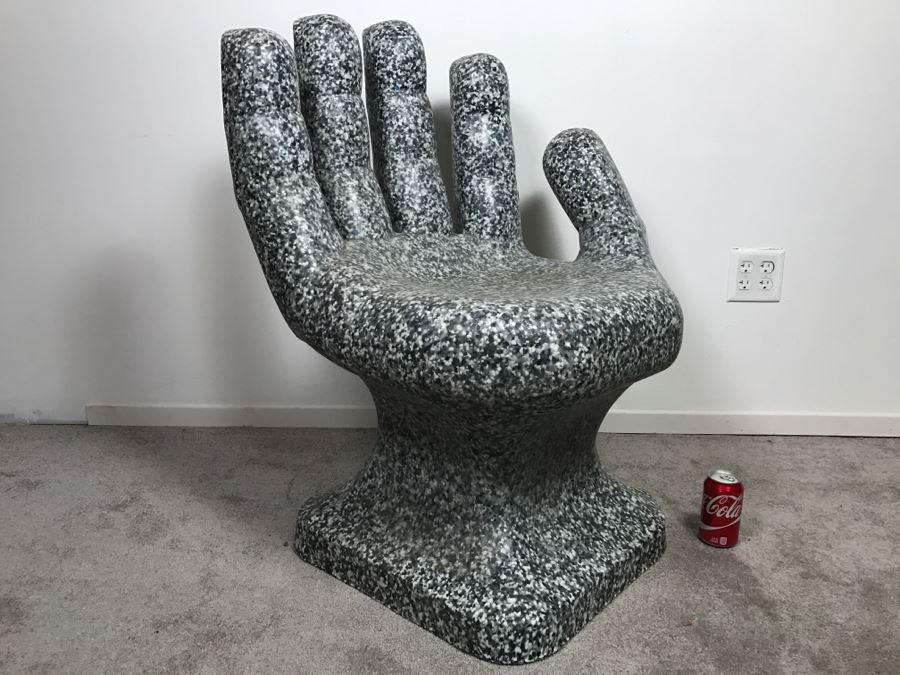 Mid-Century Modern Hand Chair [Photo 1]