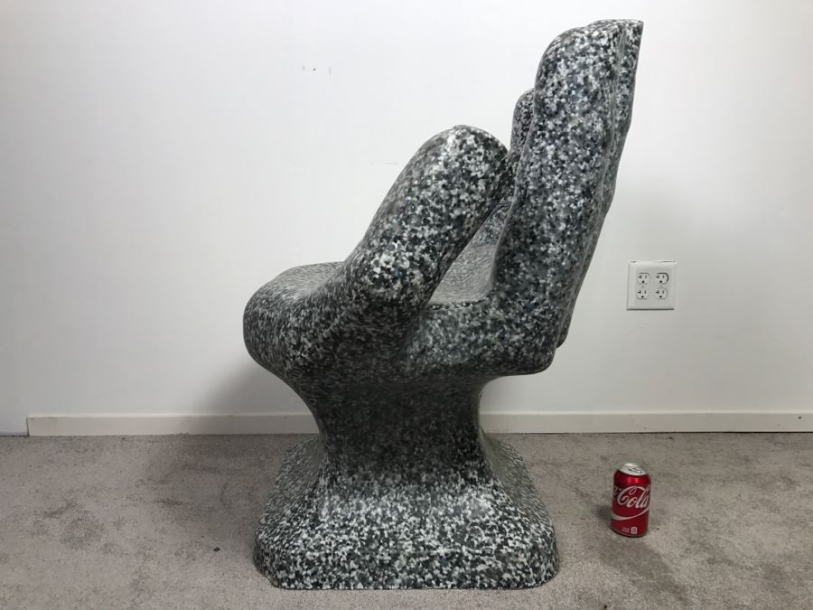 Mid-Century Modern Hand Chair [Photo 8]