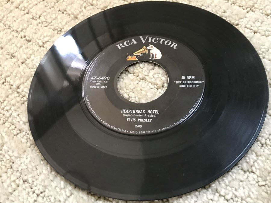 JUST ADDED - Vintage Metal 45Rpm Record Storage Box Platter-Pak With Vintage 45 Records Including Elvis Presley And Fats Domino - See Photos [Photo 21]