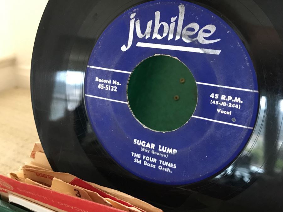 JUST ADDED - Vintage Metal 45Rpm Record Storage Box Platter-Pak With Vintage 45 Records Including Elvis Presley And Fats Domino - See Photos [Photo 12]