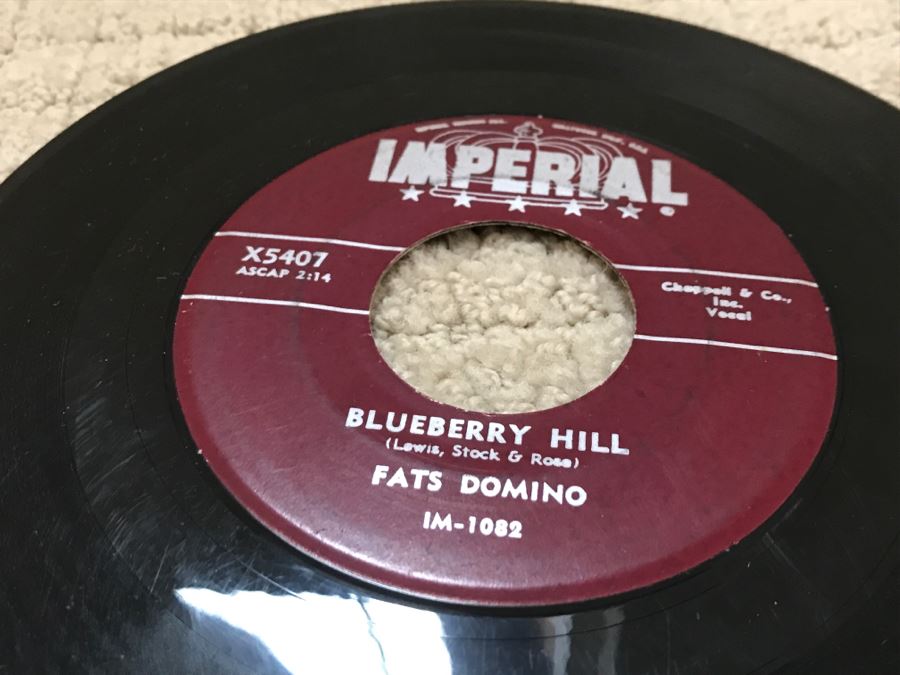 JUST ADDED - Vintage Metal 45Rpm Record Storage Box Platter-Pak With Vintage 45 Records Including Elvis Presley And Fats Domino - See Photos [Photo 26]