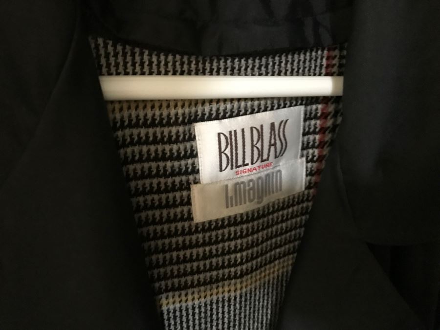 JUST ADDED - Women's Closet Jackets Size L Lot - See Photos [Photo 23]