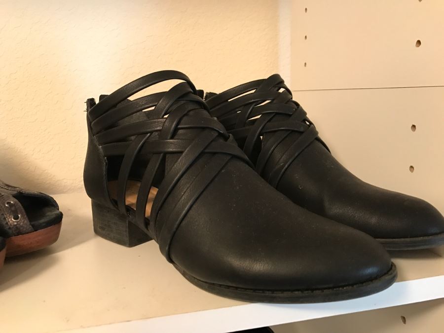 JUST ADDED - Huge Women's Designer Shoe Lot With Cole Haan, Donald J Pliner, Tory Burch, Sam Edelman, Kate Spade And More Size 7.5 [Photo 4]