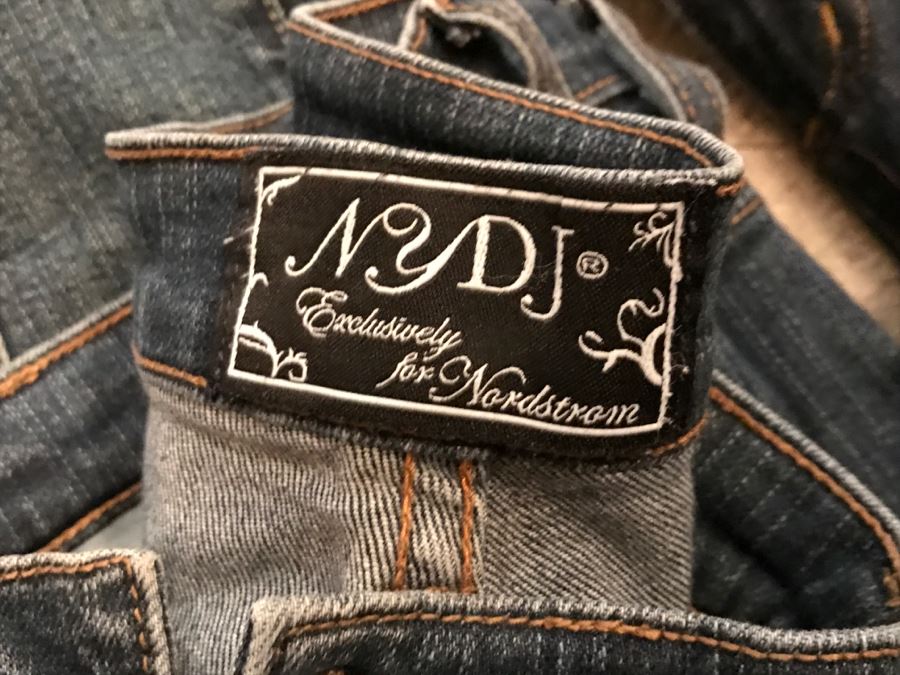 JUST ADDED - Women's Denim Blue Jeans Lot Size 32 12 [Photo 4]