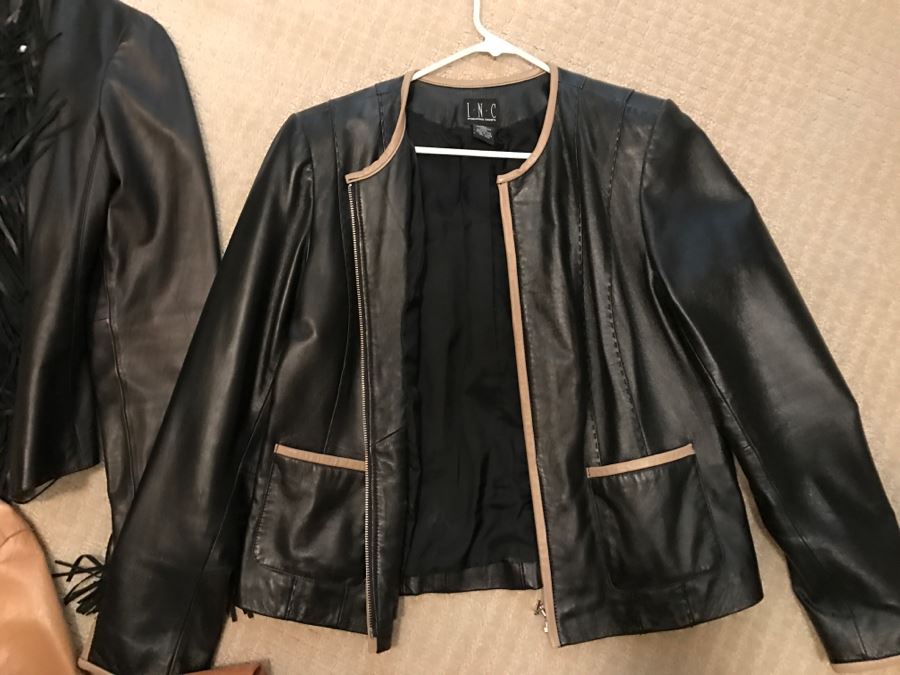 JUST ADDED - Set Of (4) Women's Leather Jackets Size L [Photo 7]