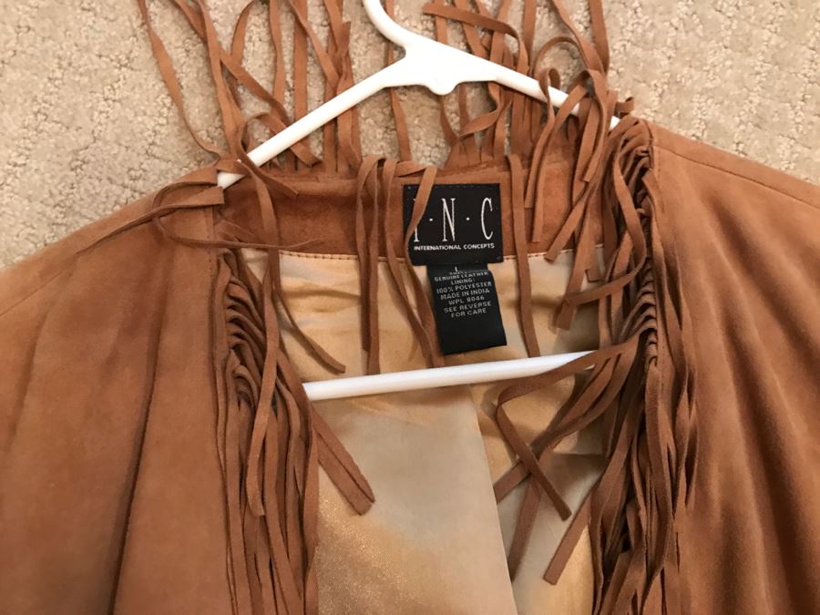 JUST ADDED - Set Of (4) Women's Leather Jackets Size L [Photo 3]