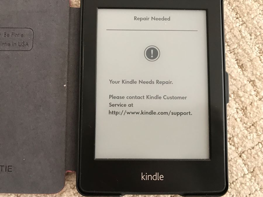 JUST ADDED Set Of (3) Older Amazon Kindles With Vintage Kindle Case