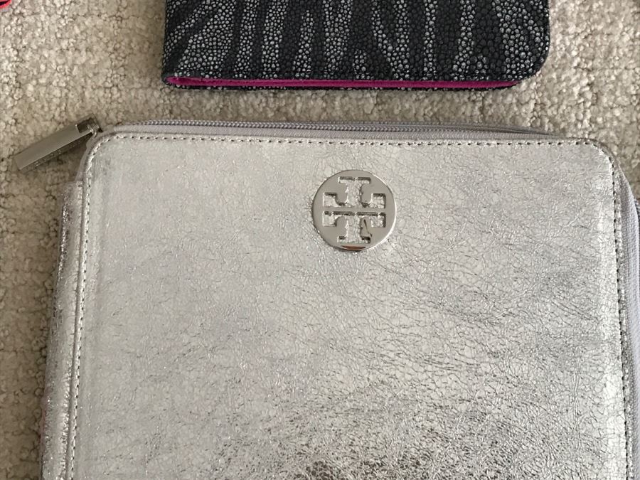 JUST ADDED - Huge Collection Of Various Kindle, IPHONE And Cell Phone Cases Including Tory Burch - See Photos [Photo 5]