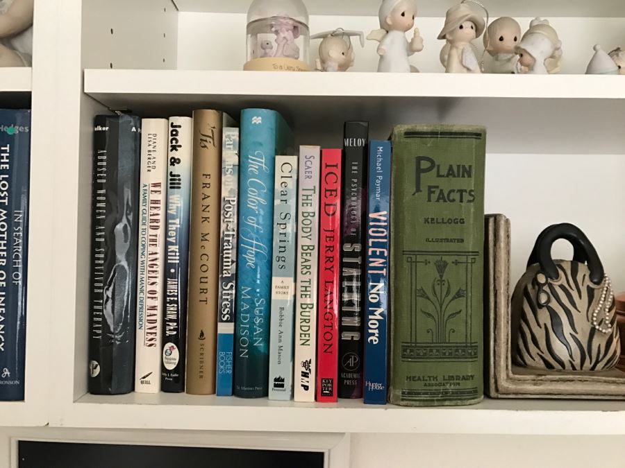 JUST ADDED - MEGA OFFICE LOT # 1 Featuring All Items On Bookshelves, Desk Top And In One Drawer With Books, Home Decor, See Details And Photos [Photo 33]