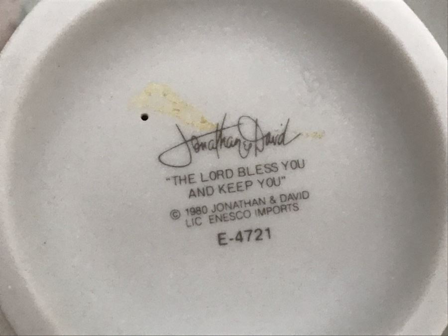 JUST ADDED - MEGA OFFICE LOT # 1 Featuring All Items On Bookshelves, Desk Top And In One Drawer With Books, Home Decor, See Details And Photos [Photo 40]