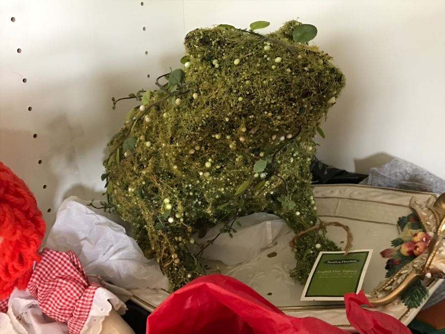 JUST ADDED - Large Home Decor Decoration Lot #1 With Raggedy Ann Doll - See Photos [Photo 13]