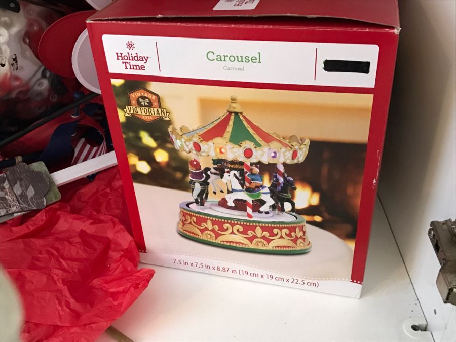 JUST ADDED - Large Home Decor Decoration Lot #1 With Raggedy Ann Doll - See Photos [Photo 25]