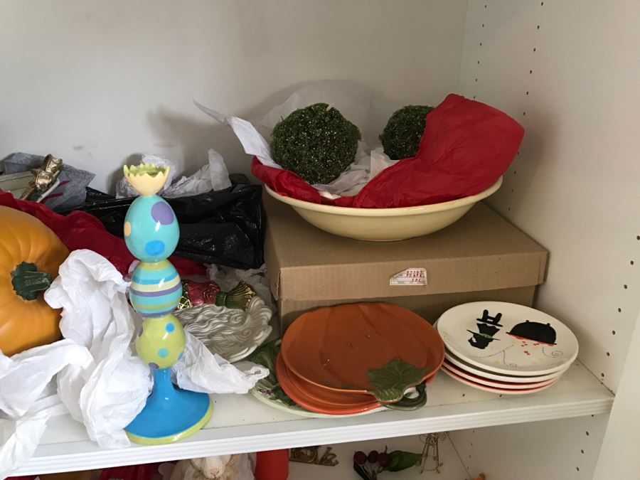 JUST ADDED - Large Home Decor Decoration Lot #1 With Raggedy Ann Doll - See Photos [Photo 7]