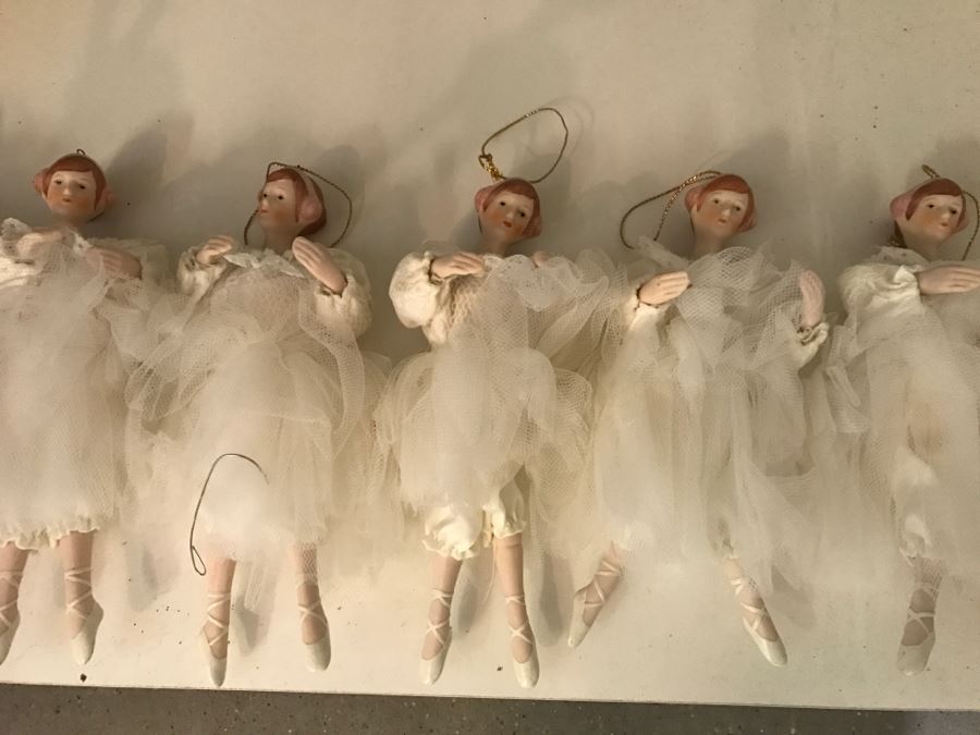 JUST ADDED - Large Home Decor Decoration Lot #2 With Nice Christmas Decorations - See Photos [Photo 40]