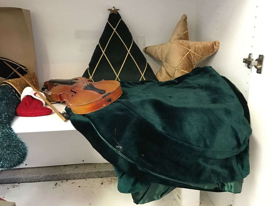 JUST ADDED - Large Home Decor Decoration Lot #3 With Nutcracker Collection And Violin - See Photos [Photo 15]