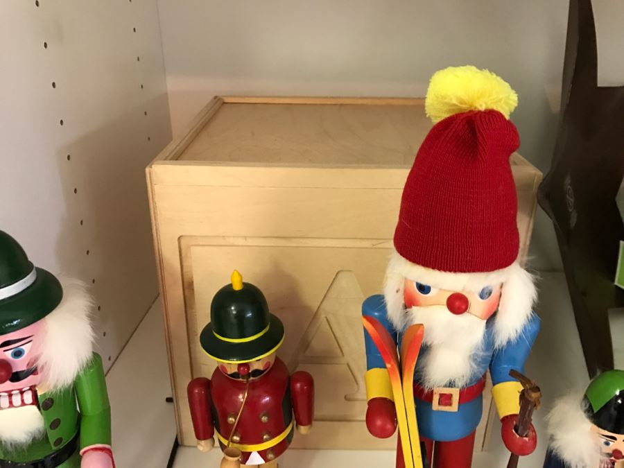 JUST ADDED - Large Home Decor Decoration Lot #3 With Nutcracker Collection And Violin - See Photos [Photo 11]